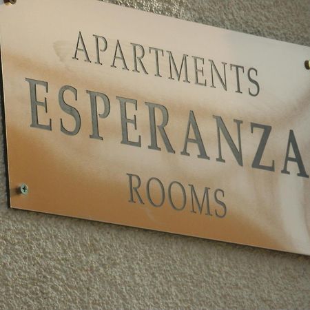 Apartments Esperanza Utjeha Exterior foto
